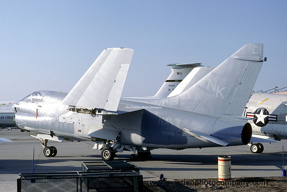 US Navy VA-27 LTV A-7E Corsair 157506/NK-401 (1981)