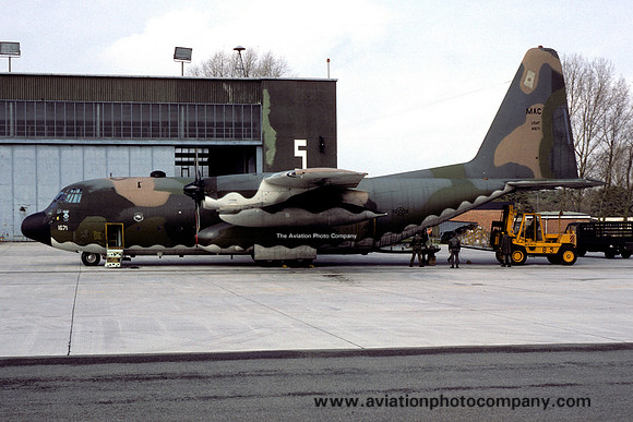 USAF 463 TAW Lockheed C-130E Hercules 64-14671 (1981)