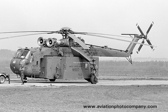 US Army Sikorsky CH-54A Tarhe 68-18448 (1972)