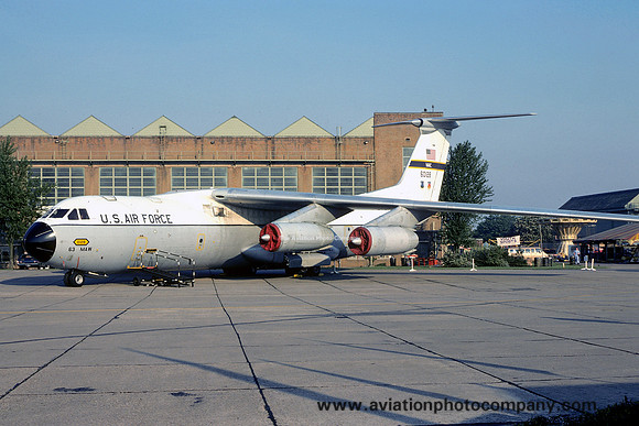 USAF 63 MAW Lockheed C-141A Starlifter 66-0128 at Mildenhall Air Fete (1977)