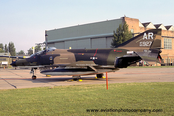 USAF 10 TRW 1 TRS McDonnell RF-4C Phantom 65-0927/AR at Mildenhall Air Fete (1977)