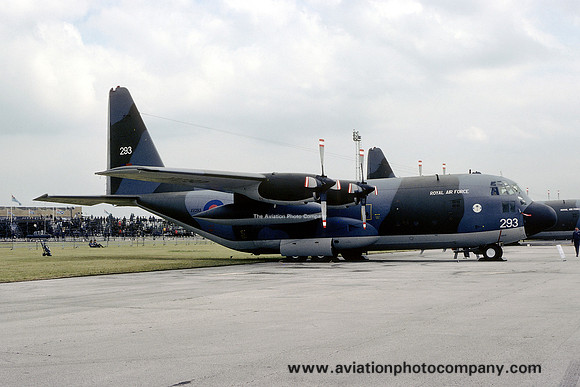 RAF 30 Squadron Lockheed C-130K Hercules C.1 XV293 (1977)