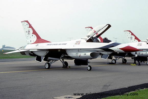USAF Thunderbirds General Dynamics F-16A "7" (1984)