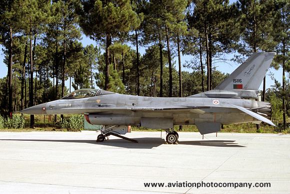 Portuguese Air Force Esq 201 General Dynamics F-16A 15116 (2004)