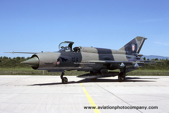 Croatian Air Force 21 ELZ Mikoyan MiG-21bis 124 (2002)