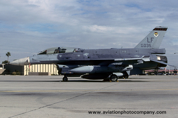 USAF 56 FW 425 FS General Dynamics F-16D 96-5035/LF (2000)