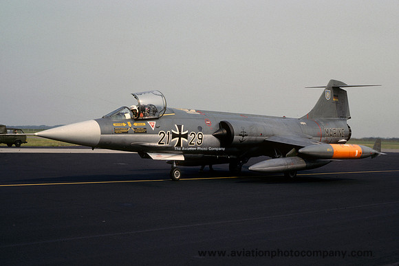 West German Navy MFG2 Lockheed F-104G Starfighter 21+29 (1986)
