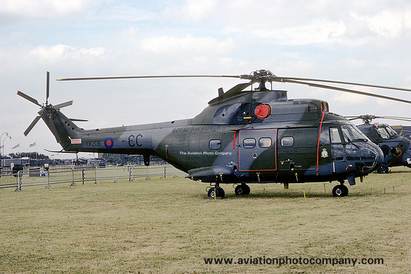 RAF 33 Squadron Westland Puma HC.1 XW206/CC (1977)
