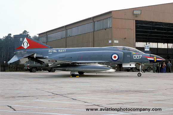 Royal Navy 892 Squadron McDonnell F-4K Phantom FG.1 XT864/R007 (1977)
