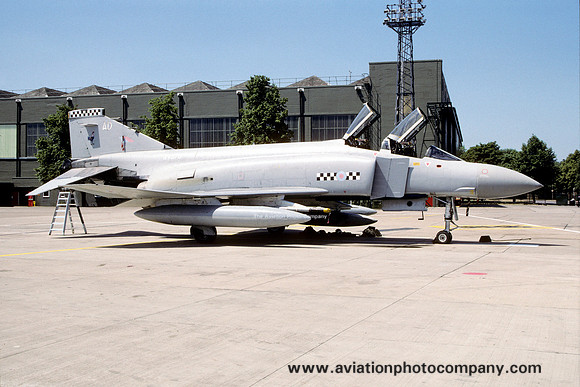 RAF 43 Squadron McDonnell F-4K Phantom FG.1 XV576/AD (1989)