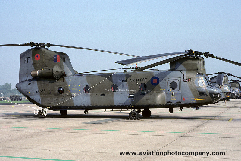 The Aviation Photo Company | Archive | RAF 240 OCU Vertol Chinook HC.1 ...