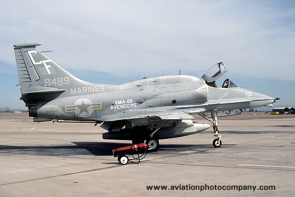 US Marines VMA-211 Douglas A-4M Skyhawk 159489/CF-12 (1980)