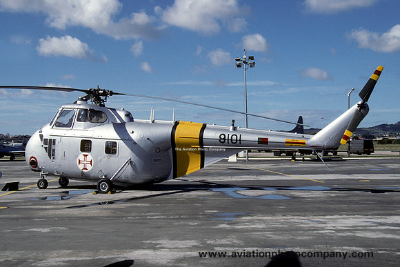 Portuguese Air Force Sikorsky H-19A 9101 at FAP Musuem (1997)
