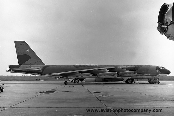USAF 2 BW Boeing B-52G Stratofortress 57-6505 (1975)