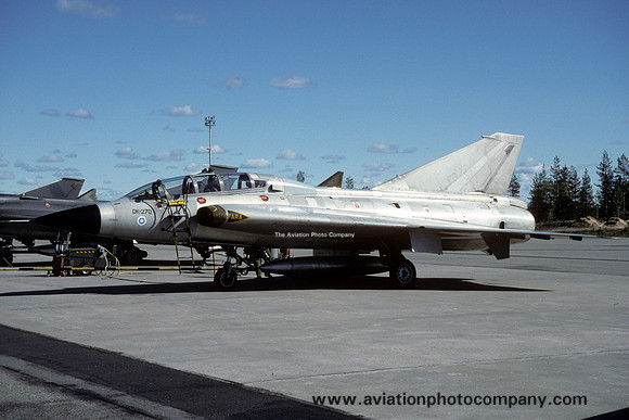 Finnish Air Force HavLLv 11 SAAB J-35CS Draken DK-270 (1995)