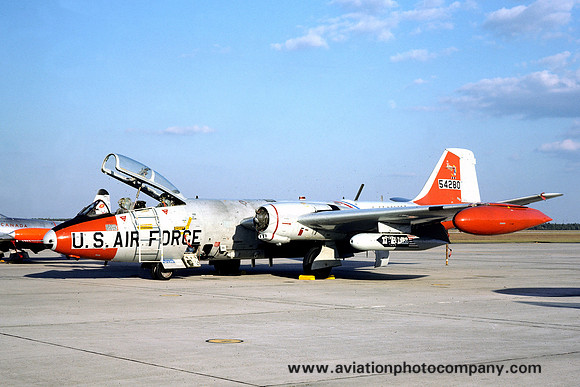 USAF 17 DSES Martin EB-57E 55-4280 (1976)