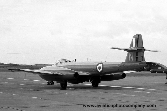 RAE Llanbedr Gloster Meteor U.16 WH320/N (1961)