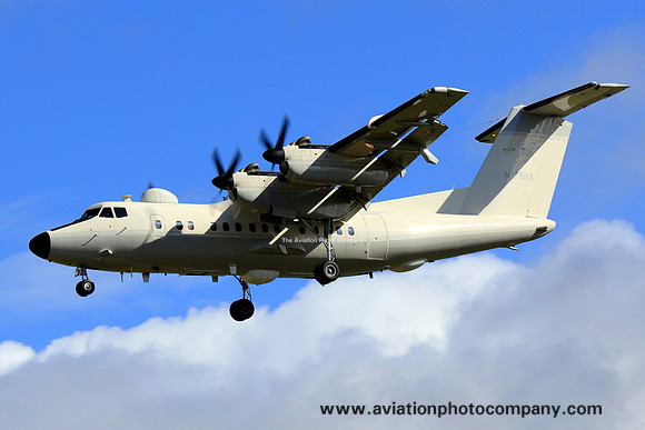US Army DHC-7 RC-7B N176RA at Prestwick (2015)