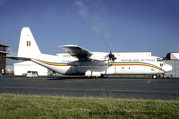 T'Chad Air Force Lockheed C-130H Hercules TT-AAH (1998)