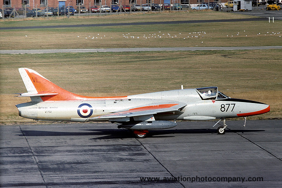 Royal Navy FRADU Hawker Hunter T.8 WT702/877 (1976)