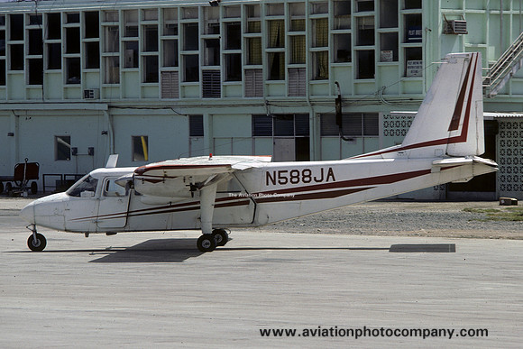 Britten Norman BN-2 Islander N588JA (1979)