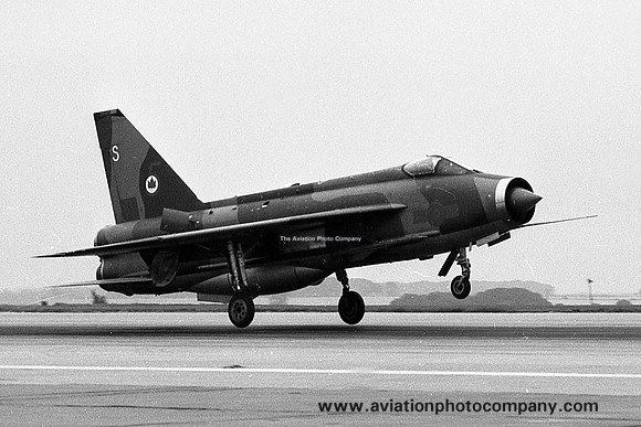 RAF 5 Squadron English Electric Lightning F.3 XP753/S (1978)