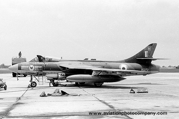 RAF 20 Squadron Hawker Hunter FGA.9 XG272/H (1965)