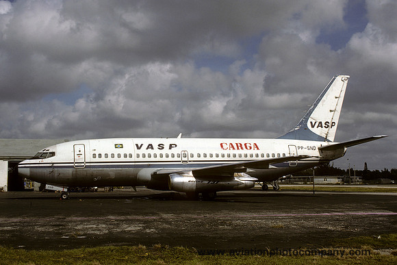 VASP Carga Boeing 737-200C PP-SND (1986)