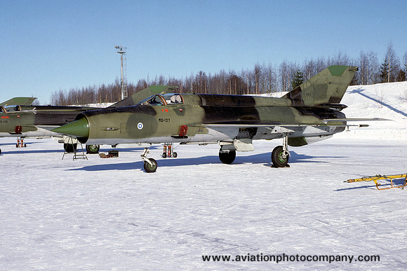 Finnish Air Force HavLLv 31 Mikoyan MiG-21bis MG-127 (1998)