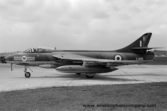 RAF 20 Squadron Hawker Hunter FGA.9 XJ686/B (1966)