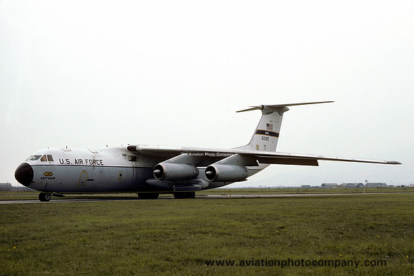 USAF 437 MAW Lockheed C-141A Starlifter 66-0195 (1978)