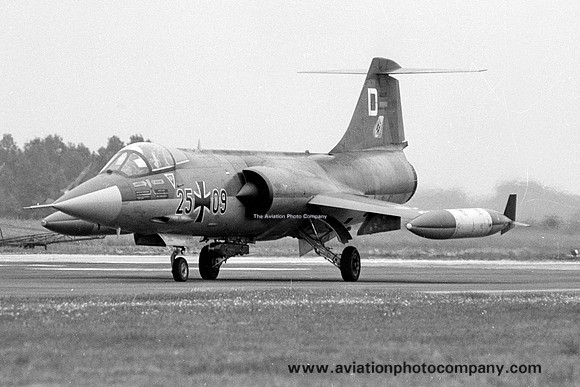West German Air Force JBG33 Lockheed F-104G Starfighter 25+09/D