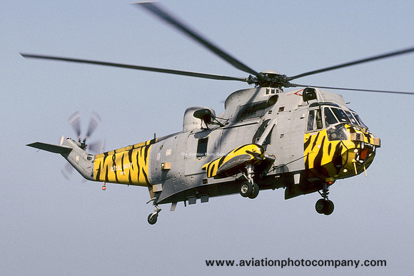 Royal Navy 814 Squadron Westland Sea King HAS.6 XV712/N66 (1998)