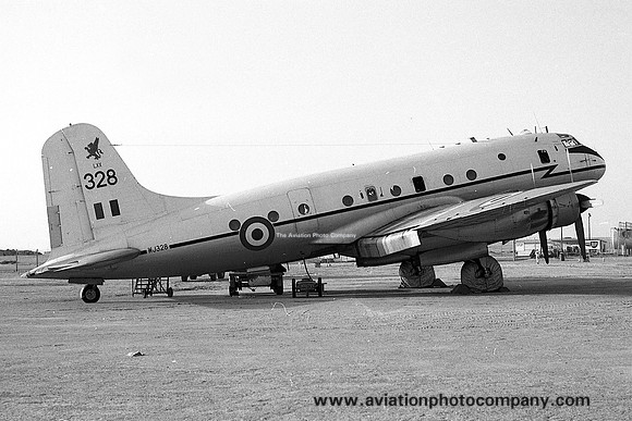 RAF 70 Squadron Handley Page Hastings C.2 WD490 (1966)