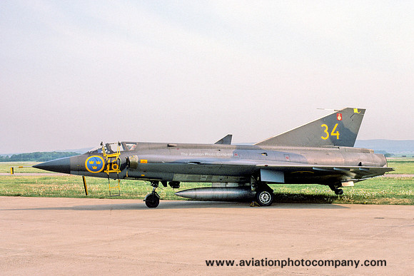 Swedish Air Force F16 SAAB J-35A Draken 35067/34 (1978)