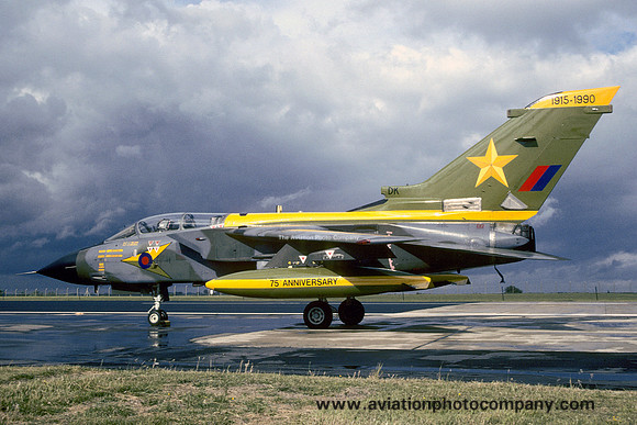RAF 31 Squadron Panavia Tornado GR.1 ZA461 (1990)