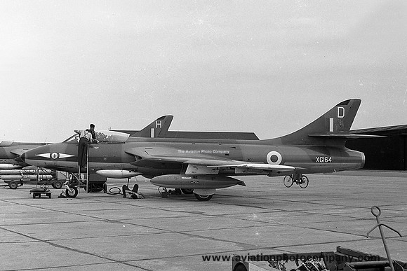 RAF 1 Squadron Hawker Hunter F.6 XG164/D (1963)
