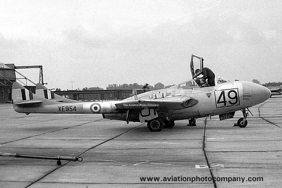 RAF 5 FTS De Havilland Vampire T.11 XE954/49 at RAF Waterbeach (24.05.1963)