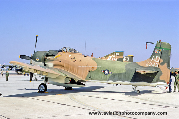 USAF 1 SOW 4407 CCTS Douglas A-1H Skyraider 135243/AD (1973)