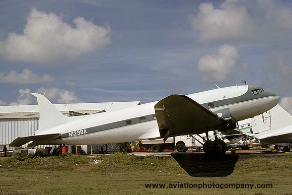 Douglas C-47 Dakota N123BA