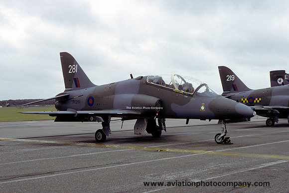 RAF 1 TWU Hawker Siddeley Hawk T.1 XX281 (1979)
