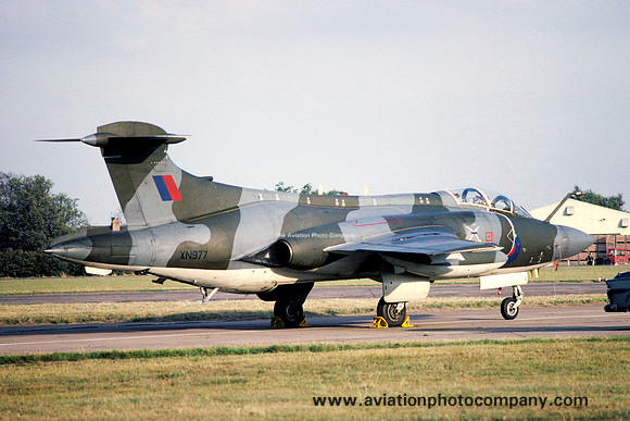 RAF 237 OCU Blackburn Buccaneer S.2 XN977 (1975)