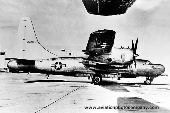 USAAF Consolidated B-32 Dominator 42-18945