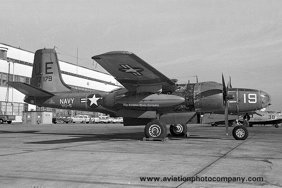 US Navy VU-5 Douglas DB-26J 77179/UE19