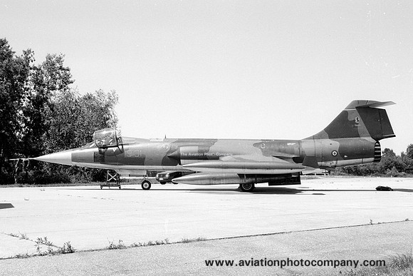 Italian Air Force 9 Stormo Lockheed F-104S Starfighter MM6819/9-31 (1994)