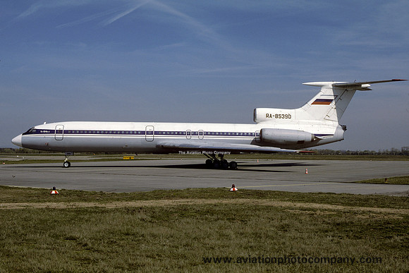 Pulkovo Aviation Enterprise Tupolev Tu-154B RA-85390 (2000)