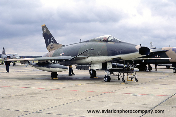USAF 48 TFW 493 TFS North American F-100D 55-3672/LS (1971)