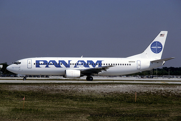 Pan American Airways Boeing 737-400 N405KW (1997)