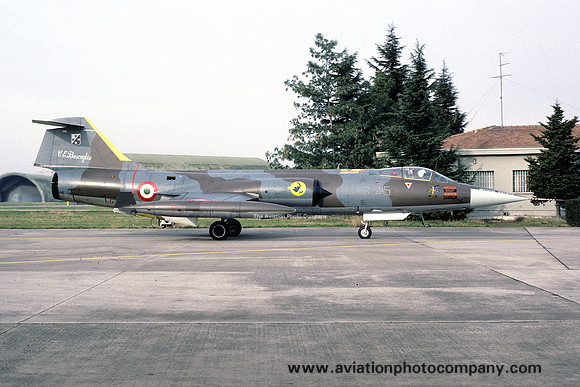 Italian Air Force 3 Stormo Lockheed F-104G Starfighter MM6576/3-45 (1988)