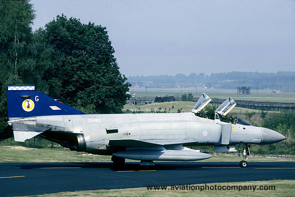 RAF 92 Squadron McDonnell F-4M Phantom FGR.2 XV462/G at RAF Wildernath (1990)